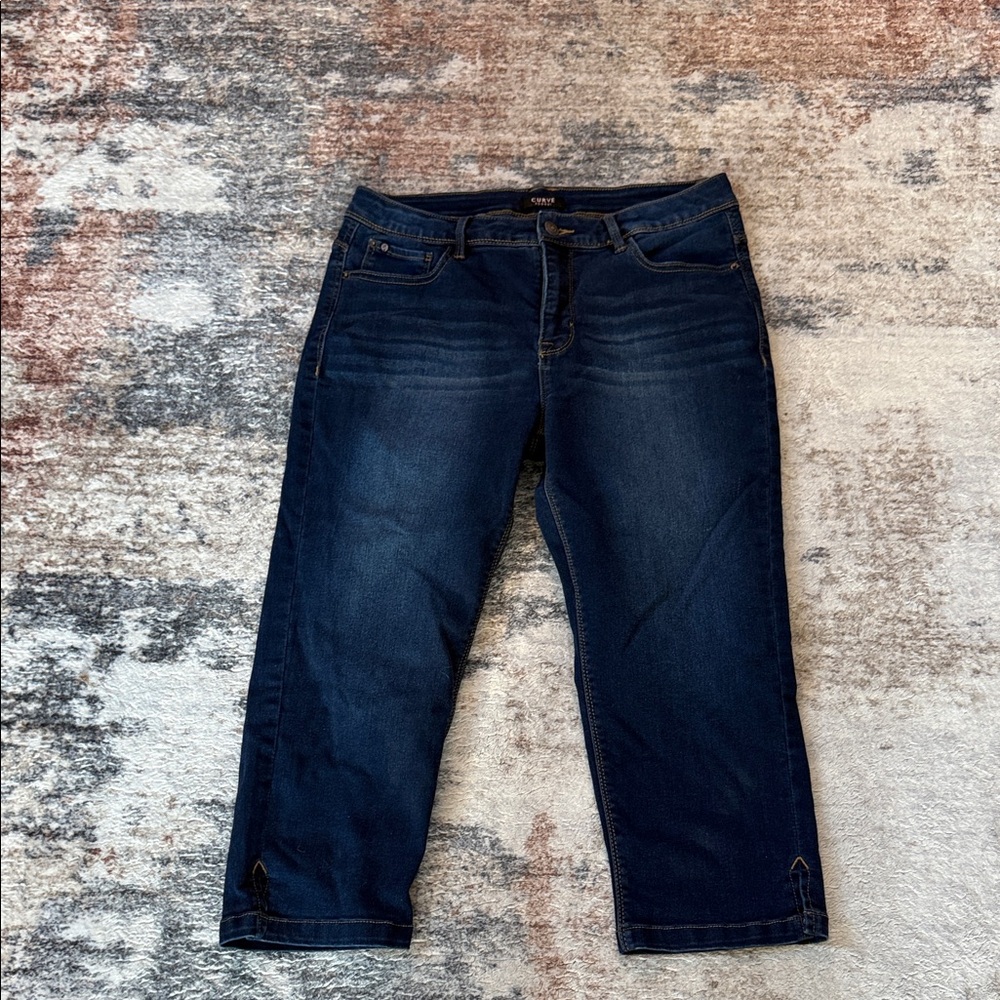 Dark Blue Cropped Jeans